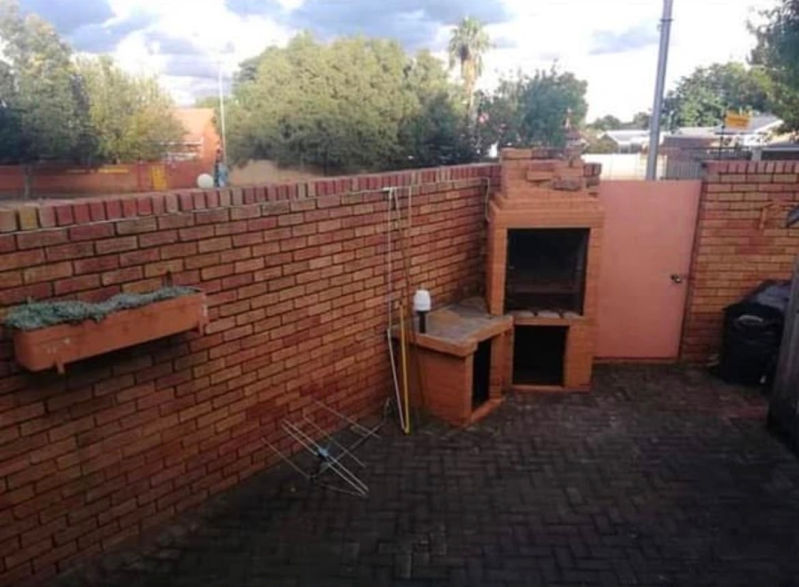 To Let 2 Bedroom Property for Rent in Navalsig Free State